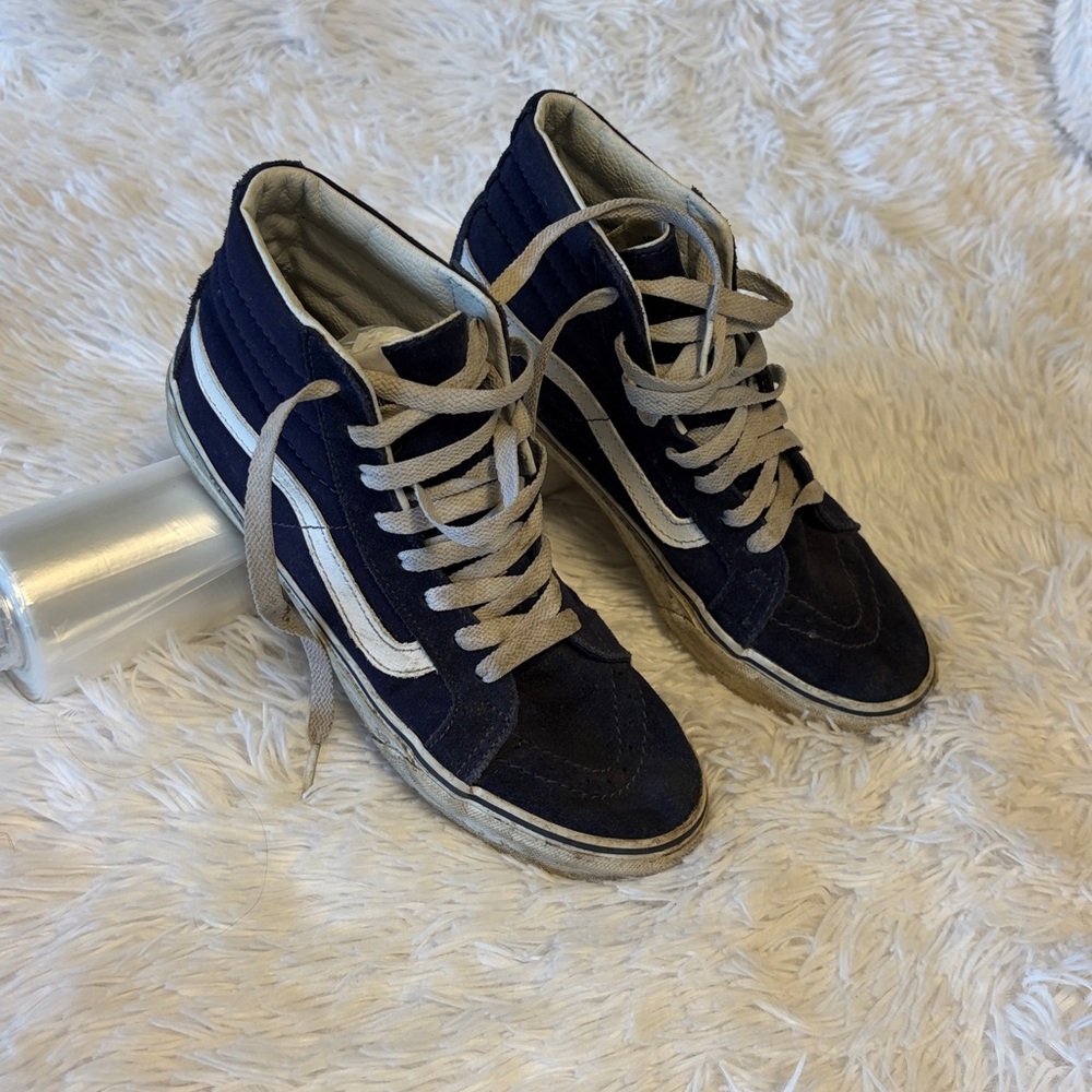 VANS off the Wall Stylish Women's High-Top Sneakers Sz 7 gently used